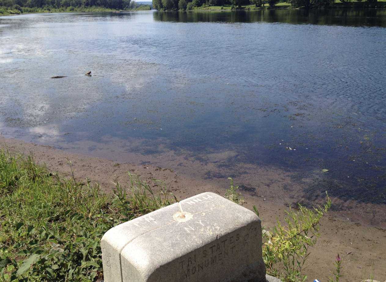 The Tri-State Monument near the Delaware River marks the spot where three of the four states that border the river meet (Pennsylvania, New Jersey and New York). DC