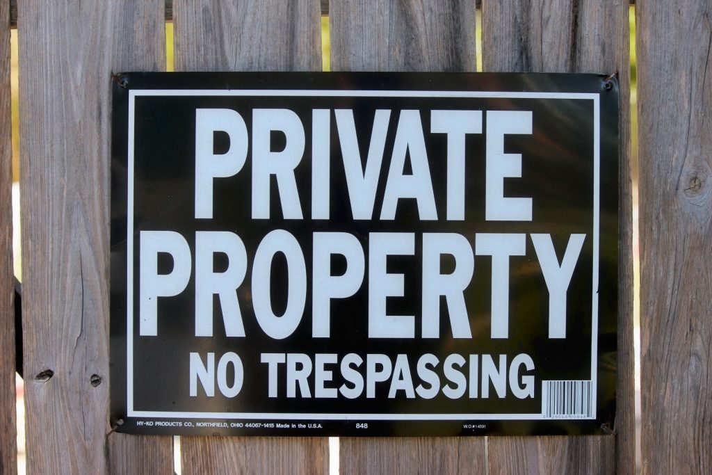 private-property-sign Land rights activists in the Upper Delaware River have been feuding with anglers over access. Photo provided by PublicDomainPictures.net