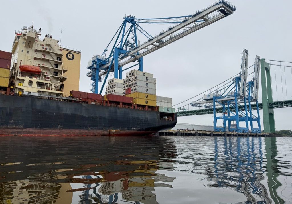 The container ship MSC RONIT R docked at PhilaPort with a view of the Walt Whitman Bridge. Photo by Susanna Granieri
