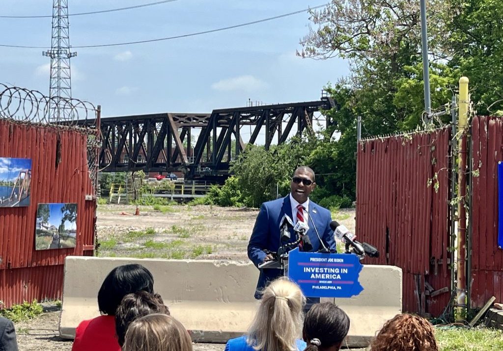 The EPA administrator, Michael Regan, near the banks of the Schuylkill River in Southwest Philadelphia on Monday. He announced more than $300 million in federal funding for 200 “brownfields” across the United States. That included $2 million to clean up a former oil transfer site near where Regan made his remarks, and $4.8 million to various other sites across the Delaware River Watershed. PHOTO BY KYLE BAGENSTOSE
